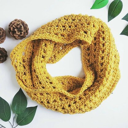 Arista Infinity Scarf