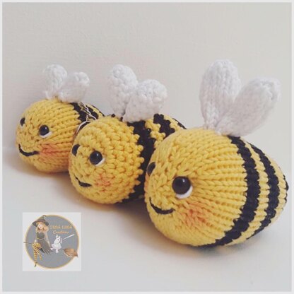 SWC Mini Knitted Bees