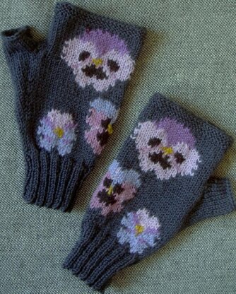 Pansy fingerless gloves/mitts