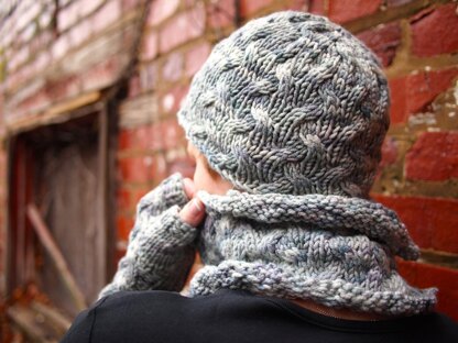 Shifting Cable Hat