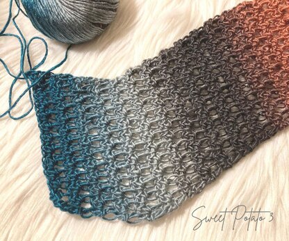 Loops & Lace Scarf