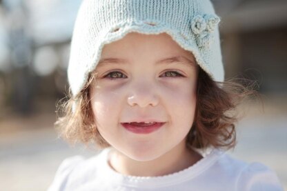 Rosy Scalloped Hat