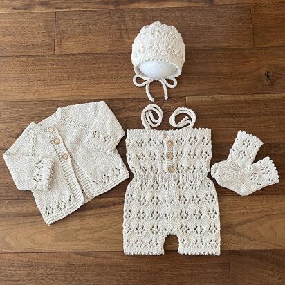 'Davina' 4 piece set - knitting pattern