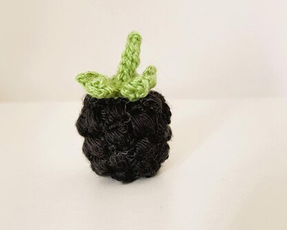 Crochet blackberry