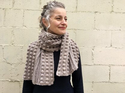 Crochet Scarf Pattern: Bobble Wrap Scarf