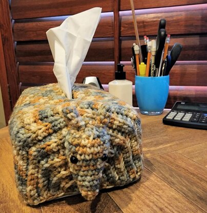 Armadillo Tissue Box Cover