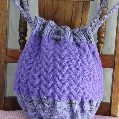 Molly's Cable Purse - knitting pattern