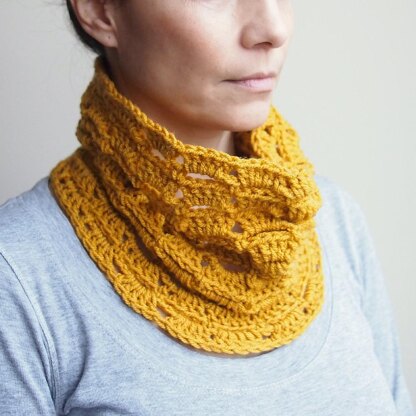 Weekend cowl