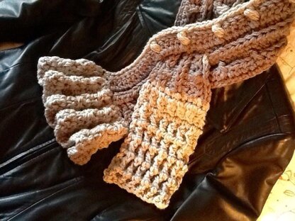 Chantilly Crocheted Scarf