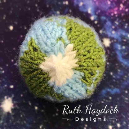 Mini Knitted Globe