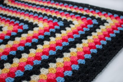 Vintage Inspired Infinity Granny Square Crochet Blanket