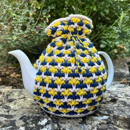 Textured Tweed 4 Cup Teapot Cosy Knitting Pattern