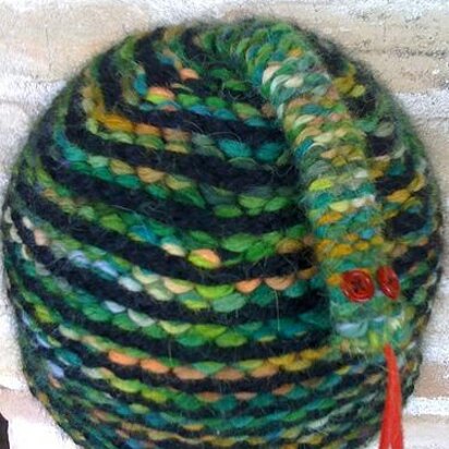 Snake on My Head! - knitting pattern