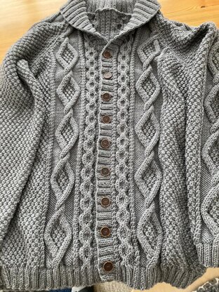 Cardigan for Dane