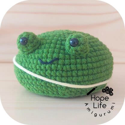 Frog Stack Christmas Tree