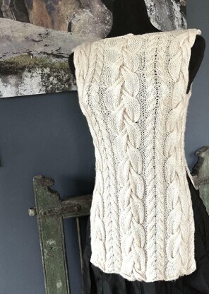 Savannah Cabled Tabard