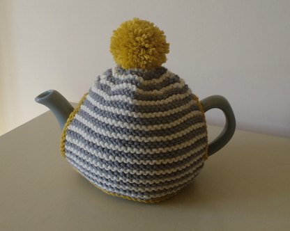 Titchy Pom Pom Tea Cosy