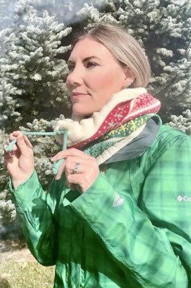 Snowflake Sparkle Snood