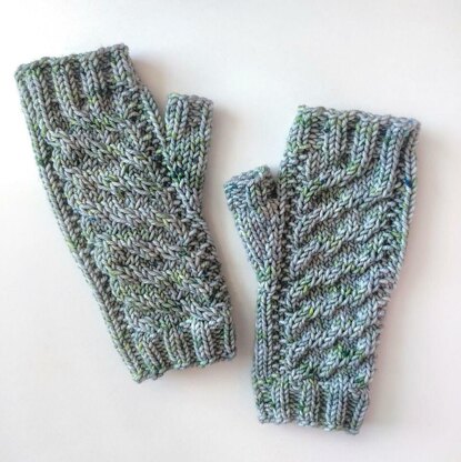 Sequoia Fingerless Mitts