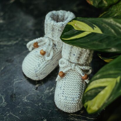 Little cable booties