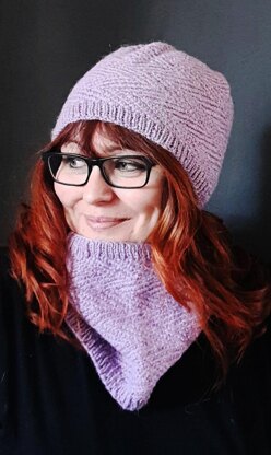 Orchid Kiss Cowl