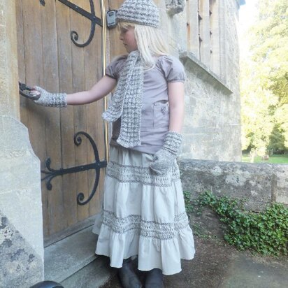 Child's Easy Knit Scarf, Beanie and Fingerless Mittens - knitting pattern