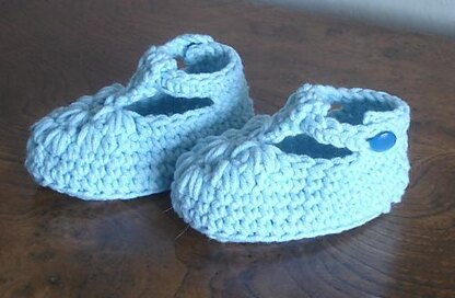 #86 Fancy Crocheted Baby Booties
