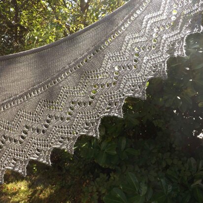 Lysen shawl - knitting pattern