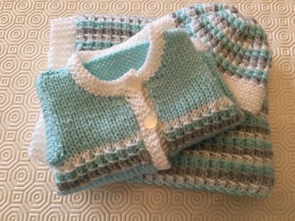 Bamboo Stitch Preemie hat, matinee coat and blanket set