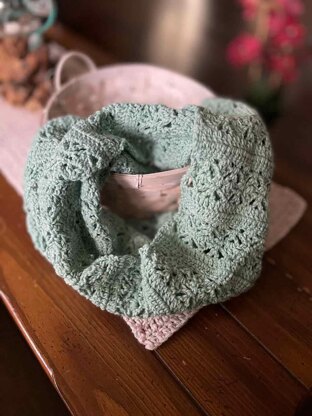 Aneira Infinity Scarf