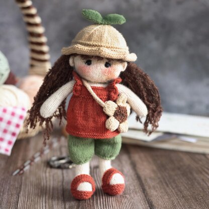 Doll knitting pattern - Dreamy doll Amelia