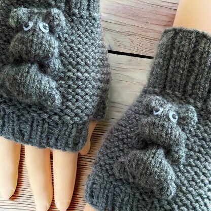 Hippo Fingerless Gloves