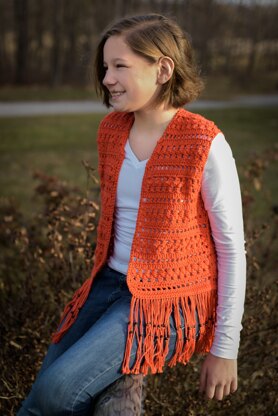 Girl's lacy vest