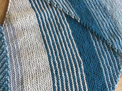Garter stitch shawl/scarf(1)