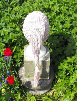 WEE WILLY PINKY SUPERFAST PIXIE SLOUCH KNITTING PATTERN - MADMONKEYKNITS