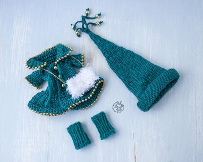 Knitted flat outfit Christmas Tree  for 8-9 inch dolls