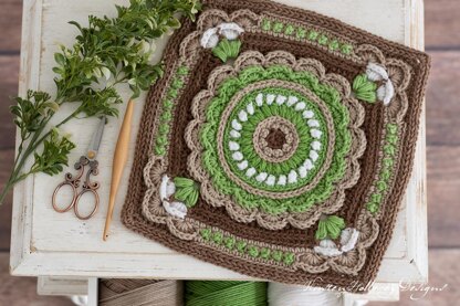 Verdant Spring 12-inch Square