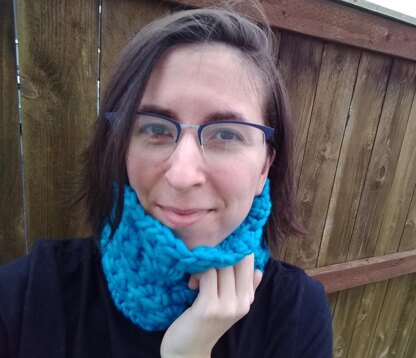 Broomstick Lace Chunky Neckwarmer