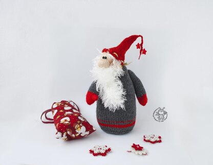 Santa doll knitted flat