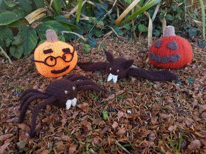 Knitted Spider