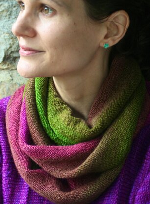 Casapinka Cowl