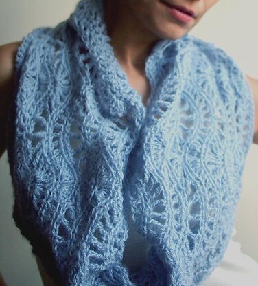 Ripples feather loop scarf