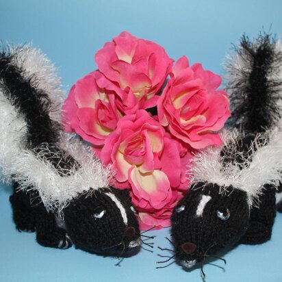 Pudgy  Le  Peeuw-- Canadian Skunk - knitting pattern