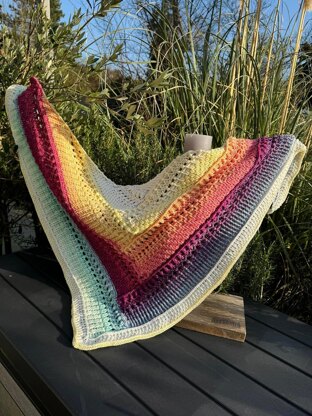 Triangular Scarf "Valeria"