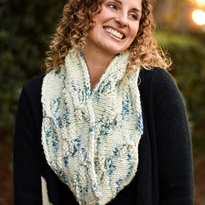 North Shore Cowl in Universal Yarn Be Wool Multis PDF