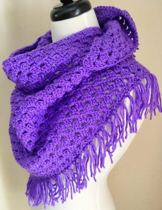 Easy & Quick Crochet Triangle Scarf