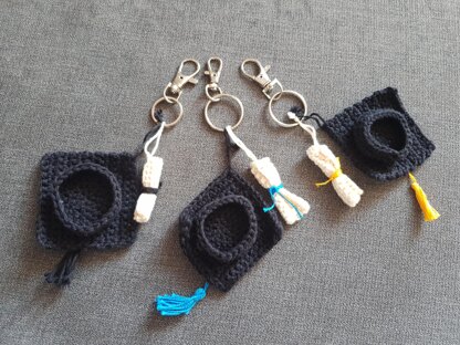 Graduation cap keyring