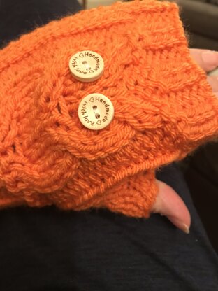 Fingerless Owl Mitts