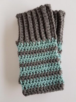 Striped fingerless mittens