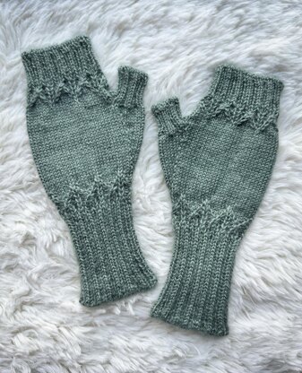 Willow Garden Fingerless Mitts